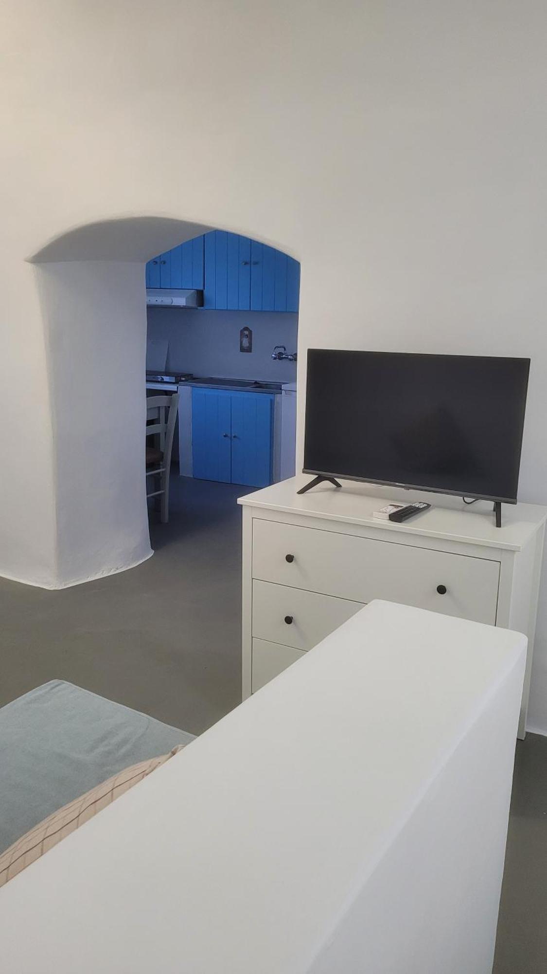 Apartment Kamaraki Grande Aroniadika